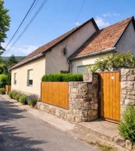 Casa À venda 7635 Pécs HU