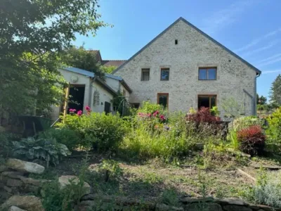 Casa À venda 21510 Beaulieu FR