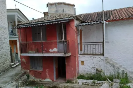 Casa À venda 46200 Paramithia GR
